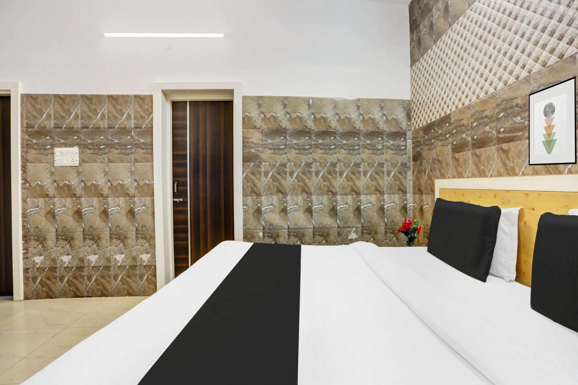 Hotel O Jammu Near Ragunath Bazaar Formerly Goodwill Экстерьер фото