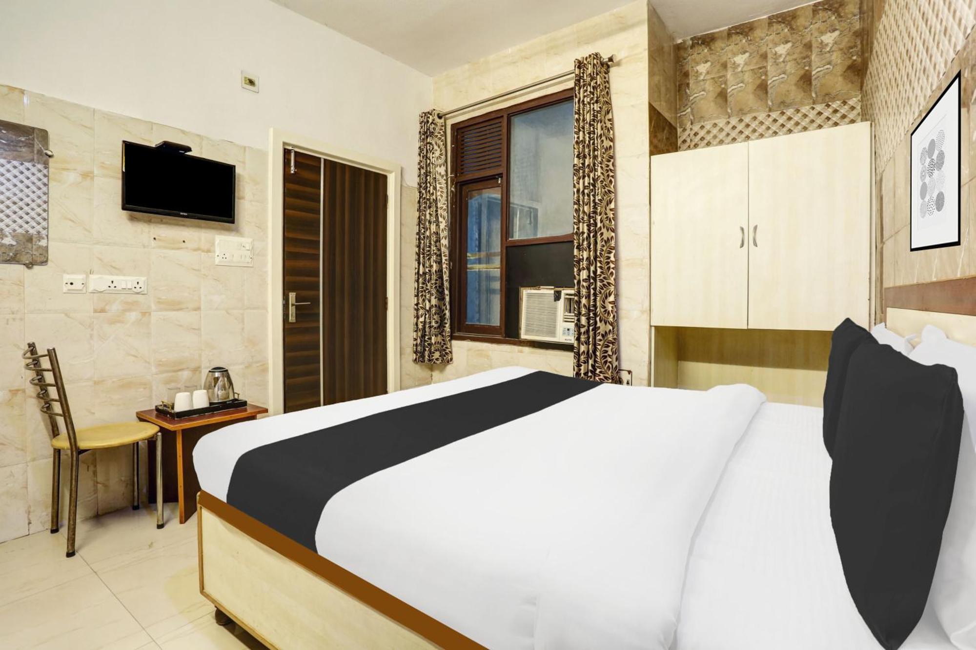 Hotel O Jammu Near Ragunath Bazaar Formerly Goodwill Экстерьер фото